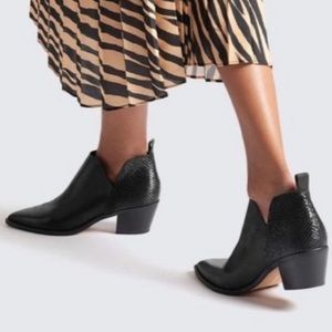 New Dolce Vita 9.5 Sonni Leather Ankle Booties
